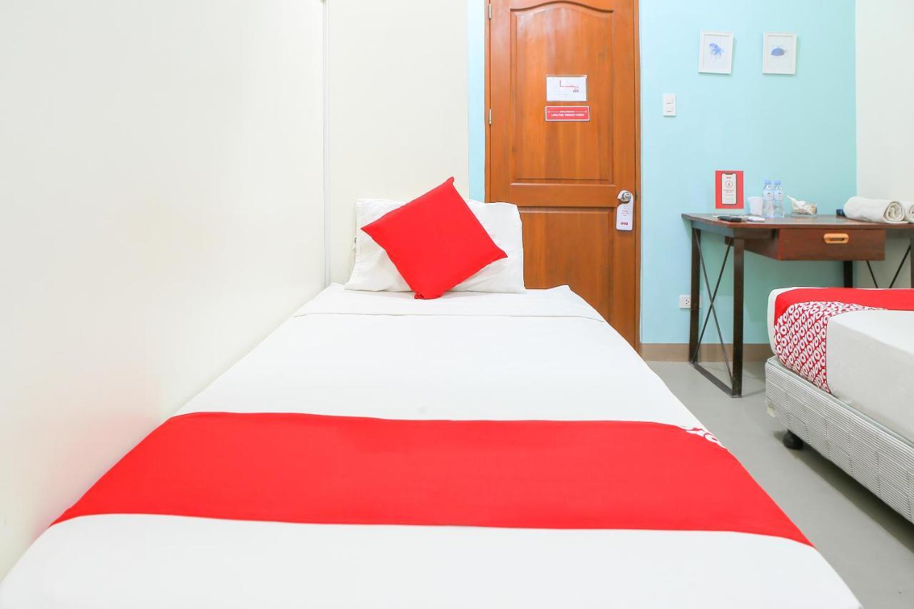 Oyo 442 Ipark Hotel Cebu Ngoại thất bức ảnh